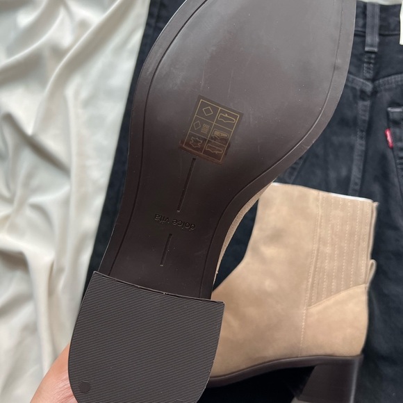 NWT Dolce Vita booties👢 - Picture 3 of 5